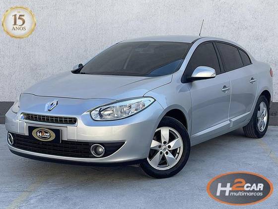 RENAULT FLUENCE 2.0 DYNAMIQUE 16V FLEX 4P AUTOMÁTICO